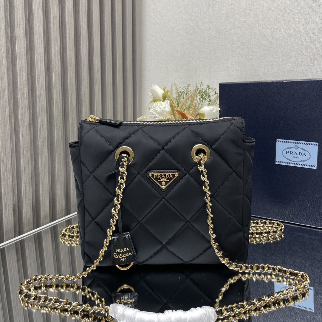 Pra*a satchel bags